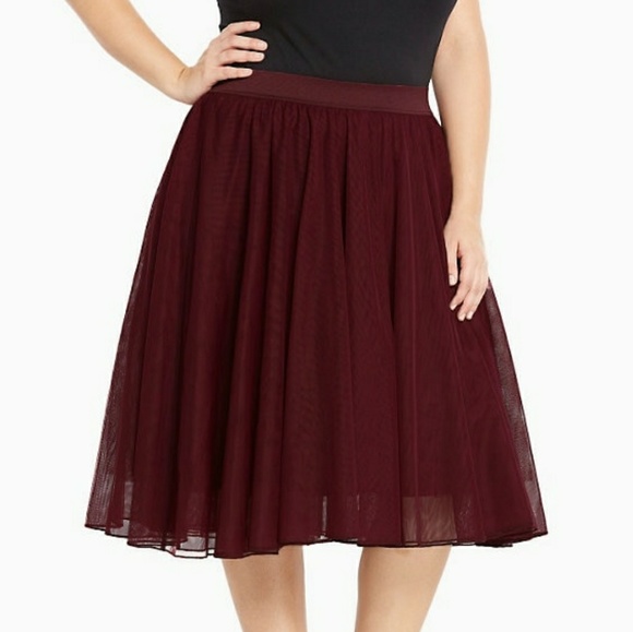 torrid Dresses & Skirts - NWOT Torrid Mesh Midi Skirt Size 0X Plus